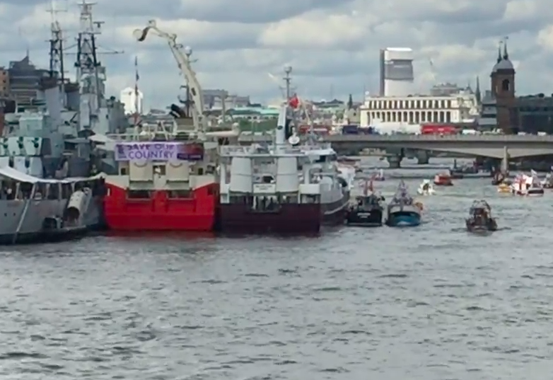 Esta mañana en Tower Bridge – Remain or leave segunda parte