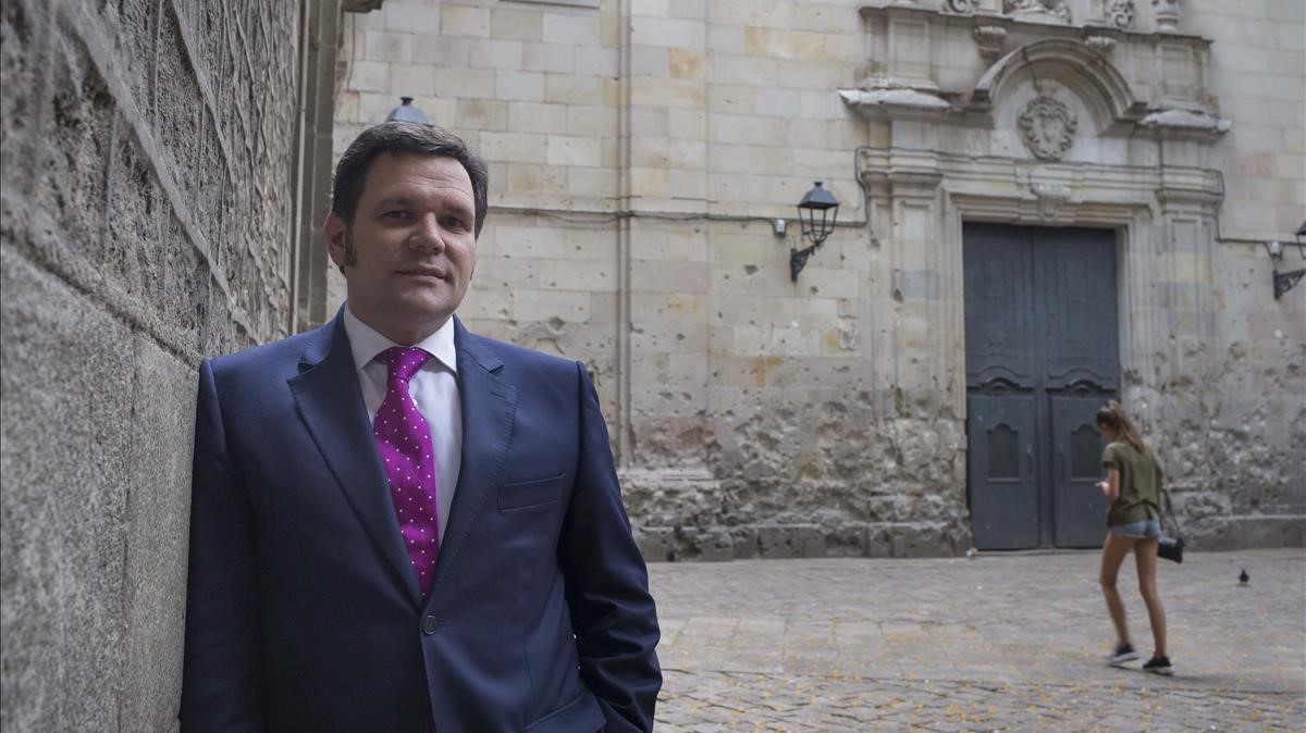 Cuestión de patillas – Roger Guasch