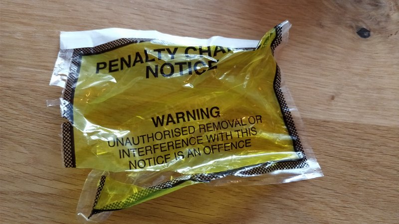 Ordenando fotografias – Crónicas britànicas