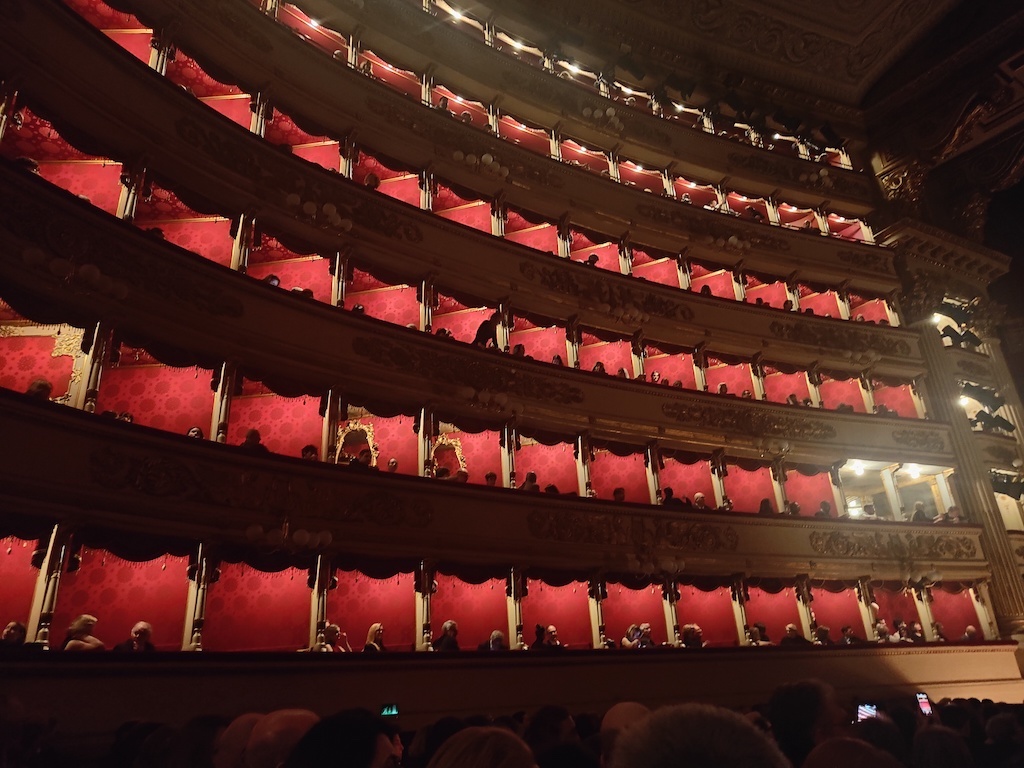 Alla Scala