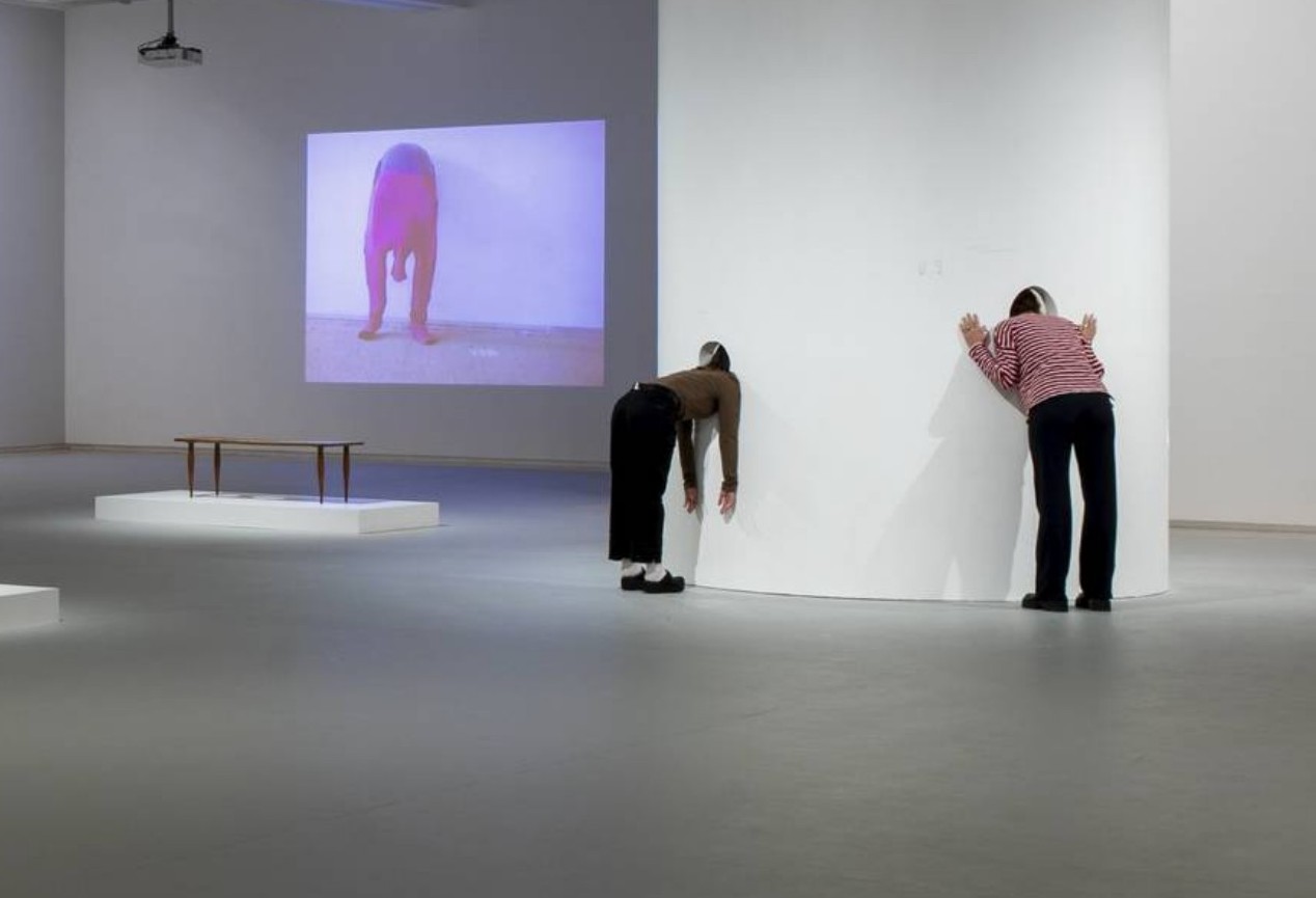 Erwin Wurm: La escultura efímera